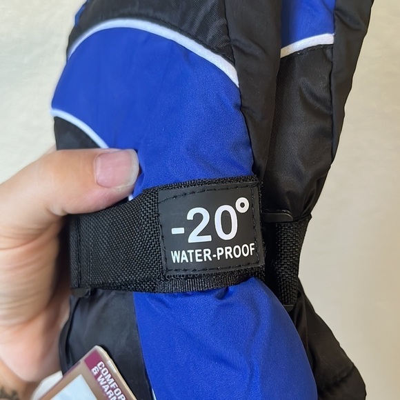 Heat Tredz Ladies Skiing Gloves - Picture 2 of 5